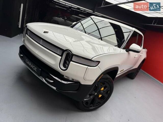 Білий Rivian R1T, об'ємом двигуна 0 л та пробігом 12 тис. км за 46500 $, фото 9 на Automoto.ua