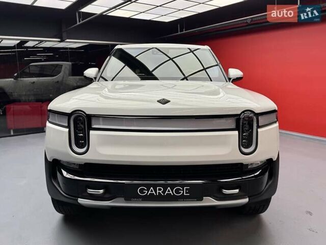 Білий Rivian R1T, об'ємом двигуна 0 л та пробігом 12 тис. км за 46500 $, фото 3 на Automoto.ua