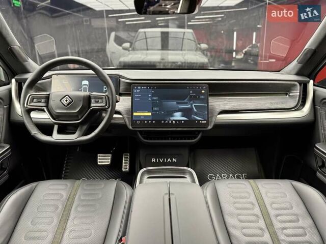Білий Rivian R1T, об'ємом двигуна 0 л та пробігом 12 тис. км за 46500 $, фото 43 на Automoto.ua