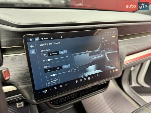 Білий Rivian R1T, об'ємом двигуна 0 л та пробігом 12 тис. км за 46500 $, фото 42 на Automoto.ua
