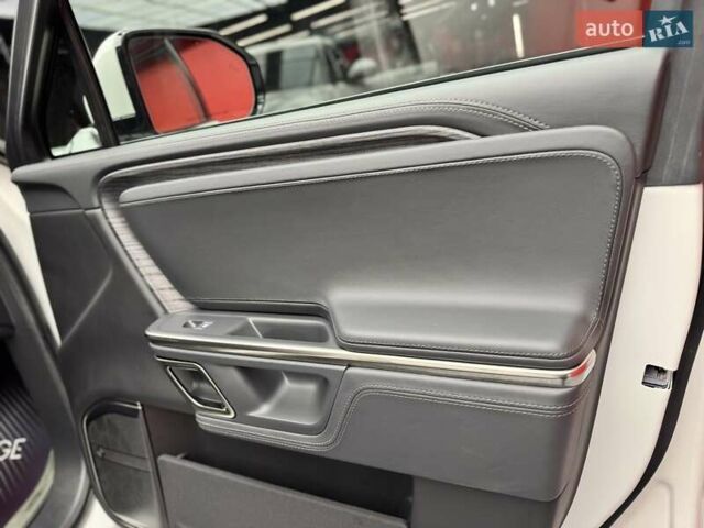 Білий Rivian R1T, об'ємом двигуна 0 л та пробігом 12 тис. км за 46500 $, фото 63 на Automoto.ua