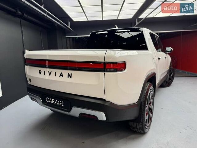 Білий Rivian R1T, об'ємом двигуна 0 л та пробігом 12 тис. км за 46500 $, фото 17 на Automoto.ua