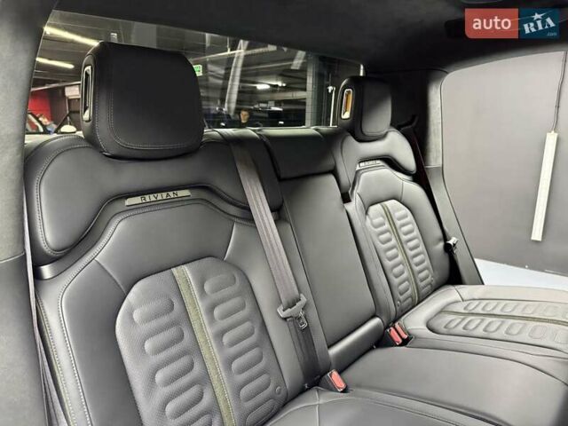 Білий Rivian R1T, об'ємом двигуна 0 л та пробігом 12 тис. км за 46500 $, фото 56 на Automoto.ua