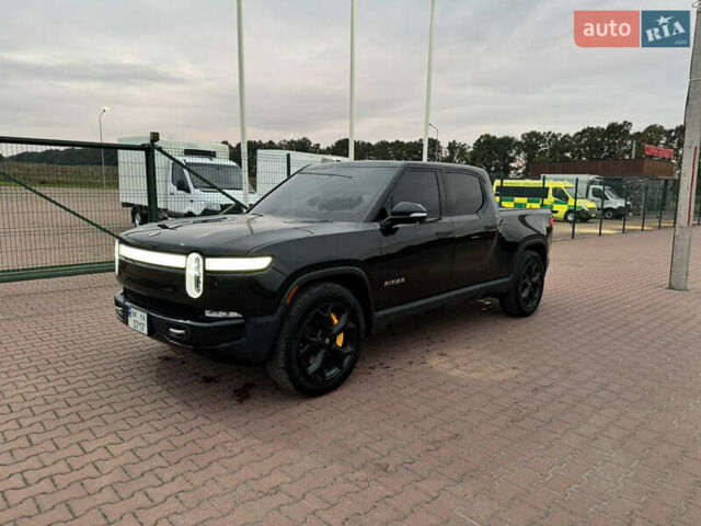 Черный Rivian R1T, объемом двигателя 0 л и пробегом 66 тыс. км за 43900 $, фото 5 на Automoto.ua