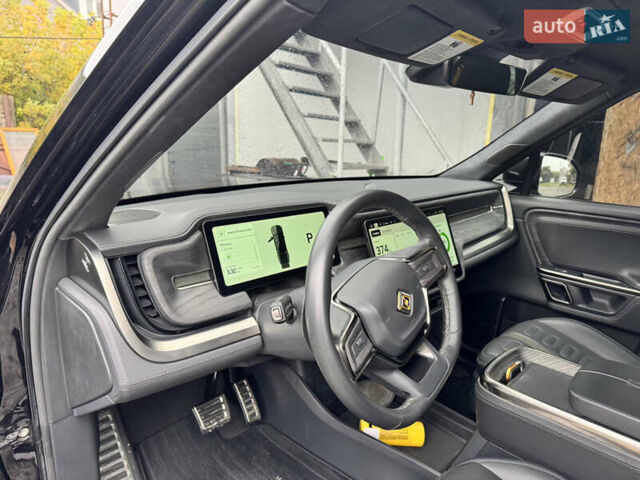 Черный Rivian R1T, объемом двигателя 0 л и пробегом 66 тыс. км за 43900 $, фото 26 на Automoto.ua