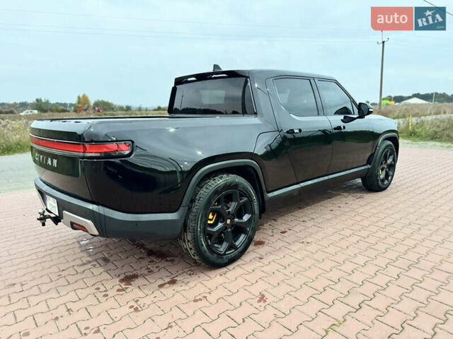 Черный Rivian R1T, объемом двигателя 0 л и пробегом 66 тыс. км за 43900 $, фото 9 на Automoto.ua