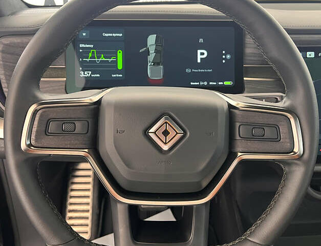 Чорний Rivian R1T, об'ємом двигуна 0 л та пробігом 47 тис. км за 57950 $, фото 17 на Automoto.ua