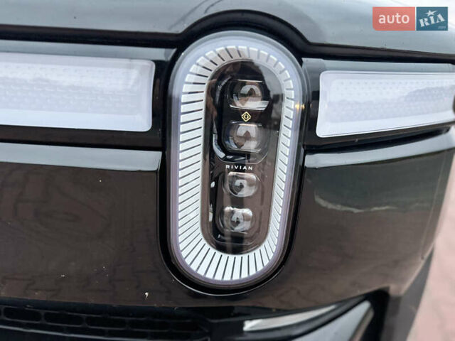 Черный Rivian R1T, объемом двигателя 0 л и пробегом 66 тыс. км за 43900 $, фото 21 на Automoto.ua
