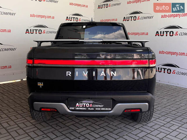 Черный Rivian R1T, объемом двигателя 0 л и пробегом 47 тыс. км за 49950 $, фото 3 на Automoto.ua