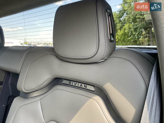 Черный Rivian R1T, объемом двигателя 0 л и пробегом 6 тыс. км за 62900 $, фото 34 на Automoto.ua