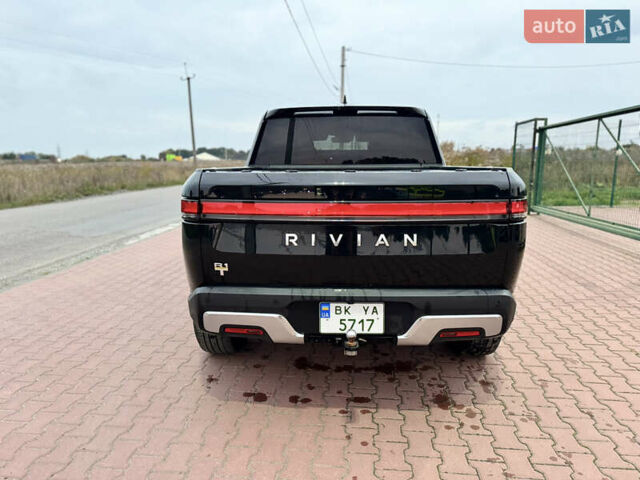 Черный Rivian R1T, объемом двигателя 0 л и пробегом 66 тыс. км за 43900 $, фото 11 на Automoto.ua