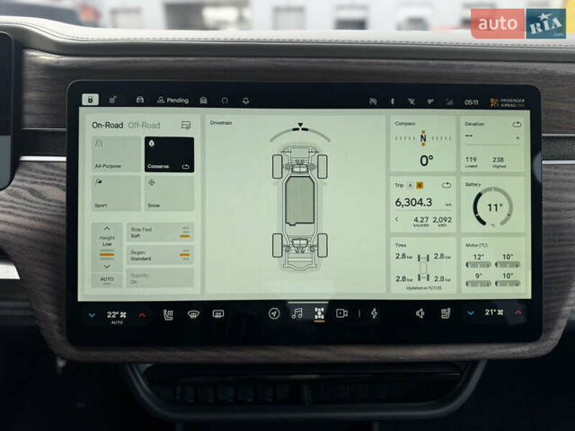Черный Rivian R1T, объемом двигателя 0 л и пробегом 6 тыс. км за 63000 $, фото 24 на Automoto.ua