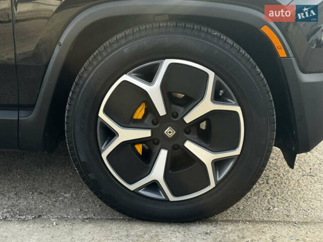Черный Rivian R1T, объемом двигателя 0 л и пробегом 6 тыс. км за 63000 $, фото 10 на Automoto.ua
