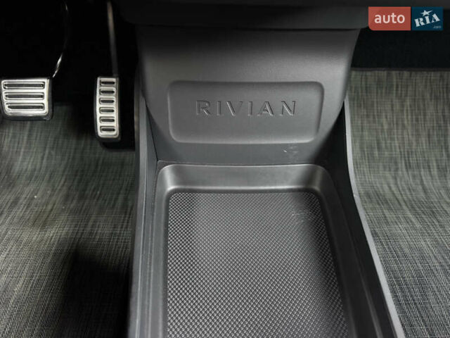 Черный Rivian R1T, объемом двигателя 0 л и пробегом 6 тыс. км за 63000 $, фото 29 на Automoto.ua