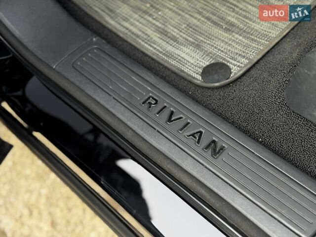 Черный Rivian R1T, объемом двигателя 0 л и пробегом 6 тыс. км за 63000 $, фото 21 на Automoto.ua