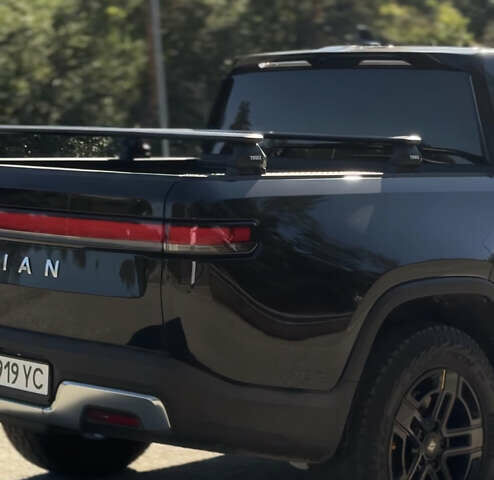 Черный Rivian R1T, объемом двигателя 0 л и пробегом 7 тыс. км за 62500 $, фото 8 на Automoto.ua