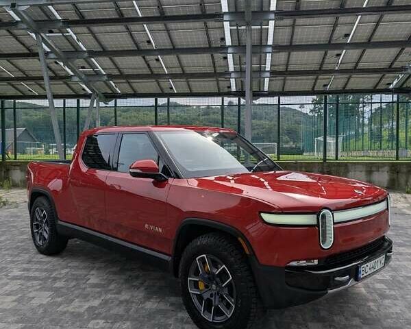 Красный Rivian R1T, объемом двигателя 0 л и пробегом 11 тыс. км за 59900 $, фото 3 на Automoto.ua