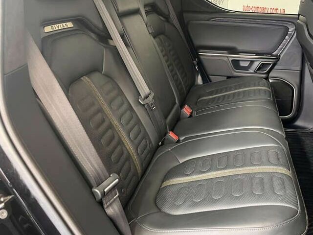Rivian R1T, объемом двигателя 0 л и пробегом 47 тыс. км за 57950 $, фото 18 на Automoto.ua