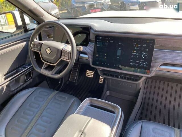 Rivian R1T, объемом двигателя 0 л и пробегом 40 тыс. км за 43900 $, фото 9 на Automoto.ua