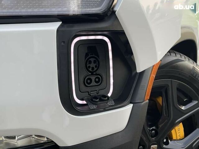 Rivian R1T, объемом двигателя 0 л и пробегом 10 тыс. км за 49500 $, фото 4 на Automoto.ua