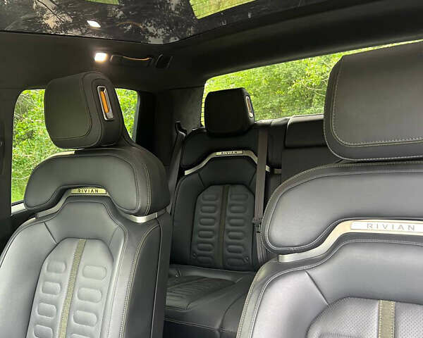 Rivian R1T, объемом двигателя 0 л и пробегом 60 тыс. км за 49900 $, фото 4 на Automoto.ua
