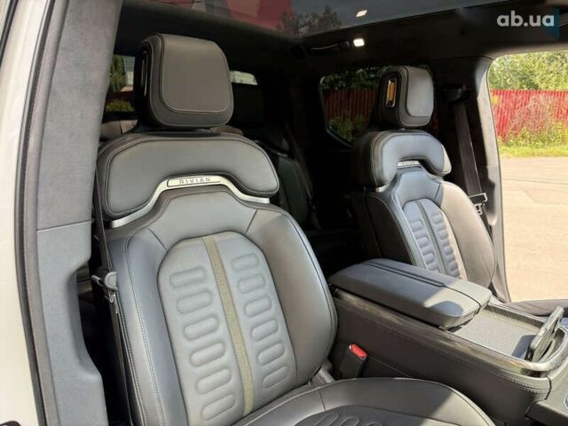 Rivian R1T, объемом двигателя 0 л и пробегом 17 тыс. км за 49900 $, фото 19 на Automoto.ua