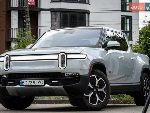 Серый Rivian R1T, объемом двигателя 0 л и пробегом 54 тыс. км за 50000 $, фото 20 на Automoto.ua