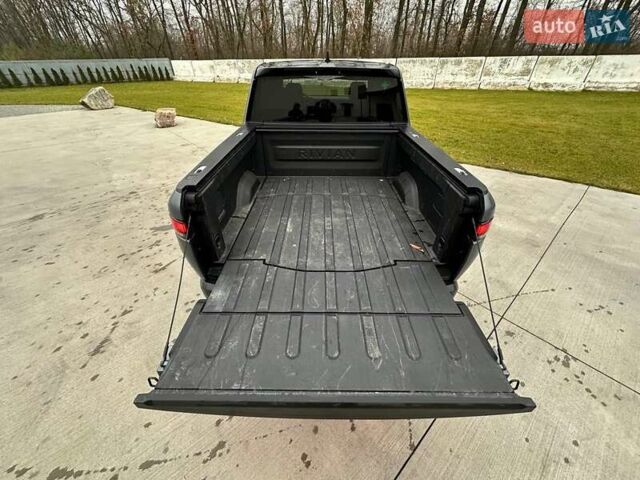 Сірий Rivian R1T, об'ємом двигуна 0 л та пробігом 43 тис. км за 41000 $, фото 13 на Automoto.ua