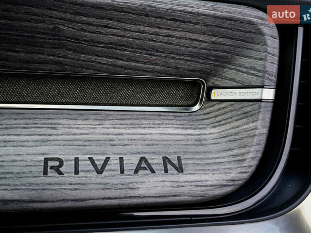 Серый Rivian R1T, объемом двигателя 0 л и пробегом 44 тыс. км за 49999 $, фото 21 на Automoto.ua