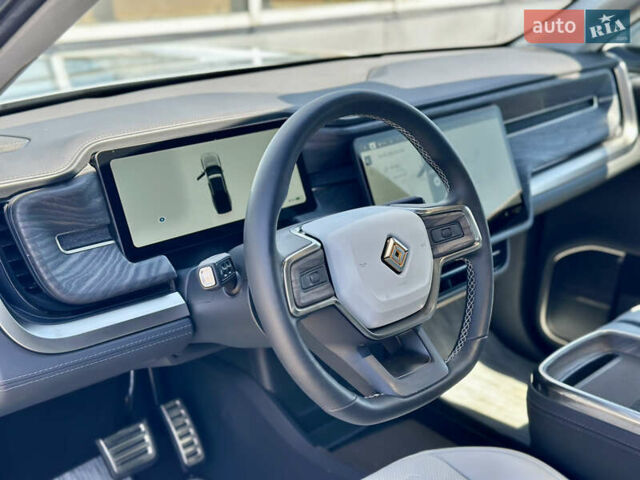 Серый Rivian R1T, объемом двигателя 0 л и пробегом 9 тыс. км за 49990 $, фото 33 на Automoto.ua