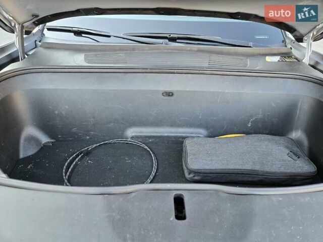 Сірий Rivian R1T, об'ємом двигуна 0 л та пробігом 59 тис. км за 52499 $, фото 19 на Automoto.ua