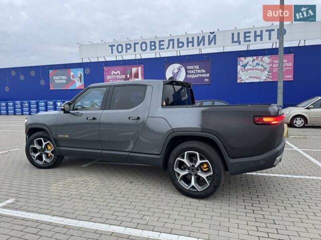 Сірий Rivian R1T, об'ємом двигуна 0 л та пробігом 68 тис. км за 37300 $, фото 7 на Automoto.ua