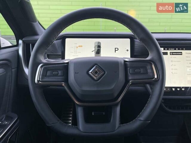 Серый Rivian R1T, объемом двигателя 0 л и пробегом 3 тыс. км за 57800 $, фото 30 на Automoto.ua