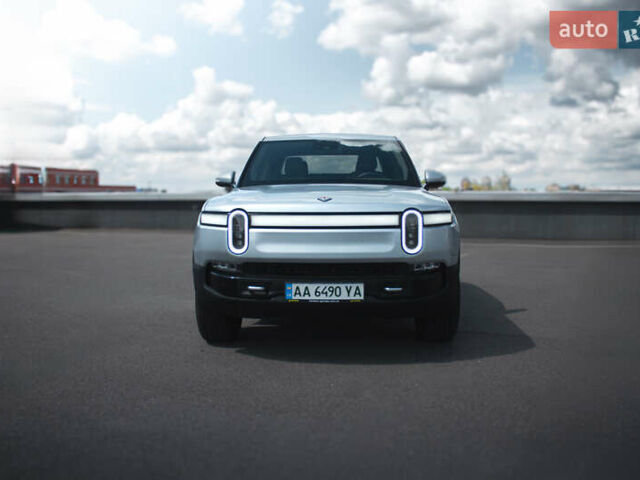 Серый Rivian R1T, объемом двигателя 0 л и пробегом 29 тыс. км за 46000 $, фото 8 на Automoto.ua