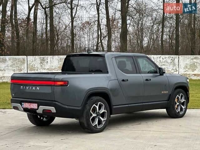 Сірий Rivian R1T, об'ємом двигуна 0 л та пробігом 43 тис. км за 41000 $, фото 4 на Automoto.ua