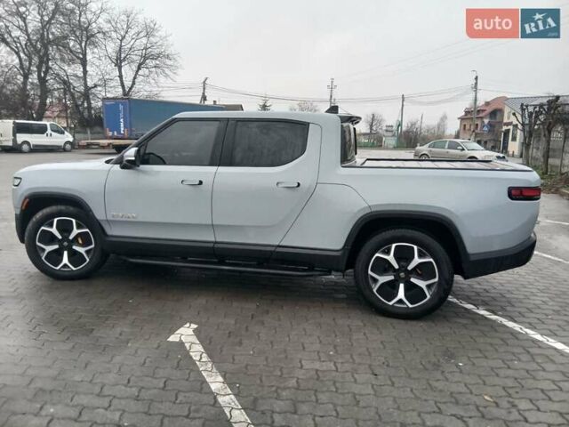 Сірий Rivian R1T, об'ємом двигуна 0 л та пробігом 49 тис. км за 43500 $, фото 10 на Automoto.ua