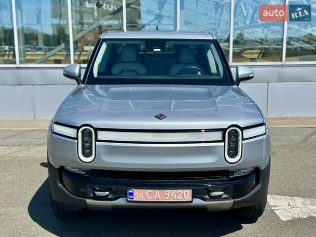 Серый Rivian R1T, объемом двигателя 0 л и пробегом 9 тыс. км за 49990 $, фото 10 на Automoto.ua