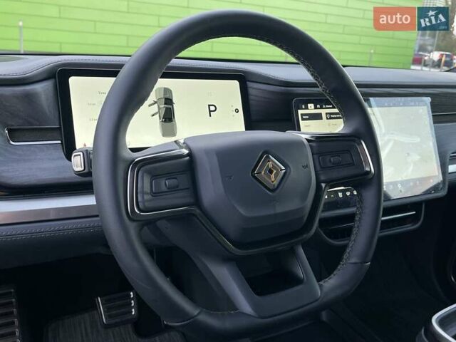 Серый Rivian R1T, объемом двигателя 0 л и пробегом 3 тыс. км за 57800 $, фото 37 на Automoto.ua