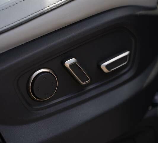 Серый Rivian R1T, объемом двигателя 0 л и пробегом 43 тыс. км за 47500 $, фото 33 на Automoto.ua