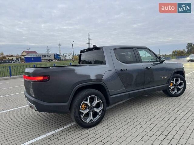 Сірий Rivian R1T, об'ємом двигуна 0 л та пробігом 68 тис. км за 37300 $, фото 6 на Automoto.ua