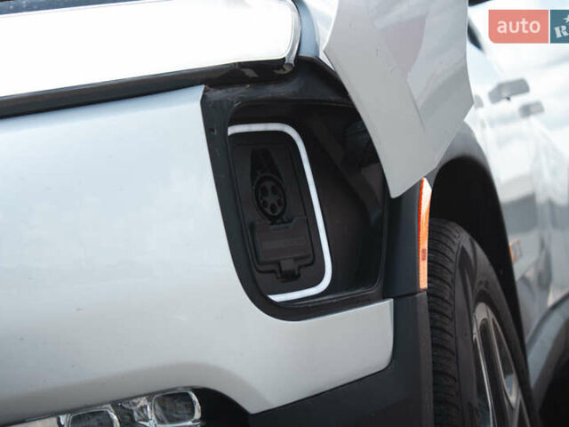 Серый Rivian R1T, объемом двигателя 0 л и пробегом 29 тыс. км за 46000 $, фото 32 на Automoto.ua