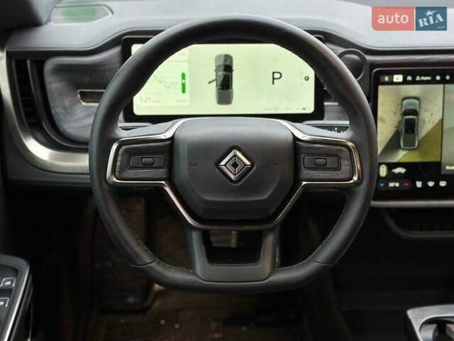 Сірий Rivian R1T, об'ємом двигуна 0 л та пробігом 43 тис. км за 41000 $, фото 24 на Automoto.ua