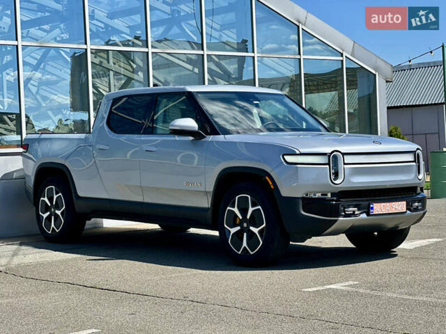 Серый Rivian R1T, объемом двигателя 0 л и пробегом 9 тыс. км за 49990 $, фото 9 на Automoto.ua