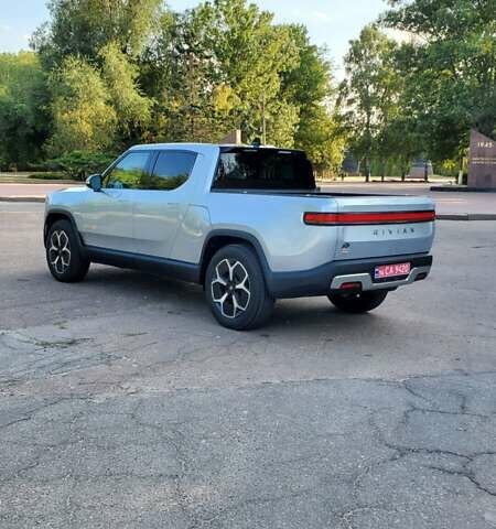 Серый Rivian R1T, объемом двигателя 0 л и пробегом 7 тыс. км за 54950 $, фото 16 на Automoto.ua