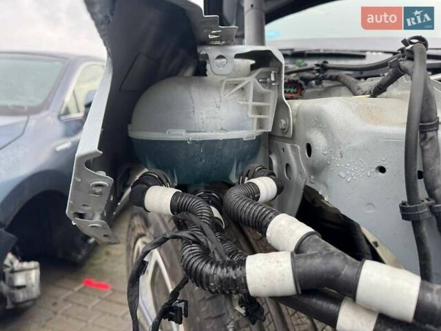 Сірий Rivian R1T, об'ємом двигуна 0 л та пробігом 62 тис. км за 32500 $, фото 17 на Automoto.ua