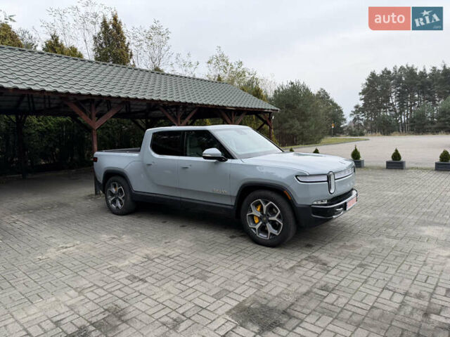 Сірий Rivian R1T, об'ємом двигуна 0 л та пробігом 56 тис. км за 42850 $, фото 10 на Automoto.ua