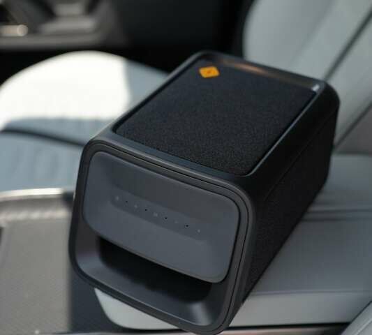 Серый Rivian R1T, объемом двигателя 0 л и пробегом 43 тыс. км за 47500 $, фото 31 на Automoto.ua