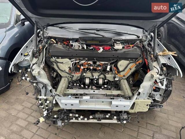 Сірий Rivian R1T, об'ємом двигуна 0 л та пробігом 62 тис. км за 32500 $, фото 19 на Automoto.ua