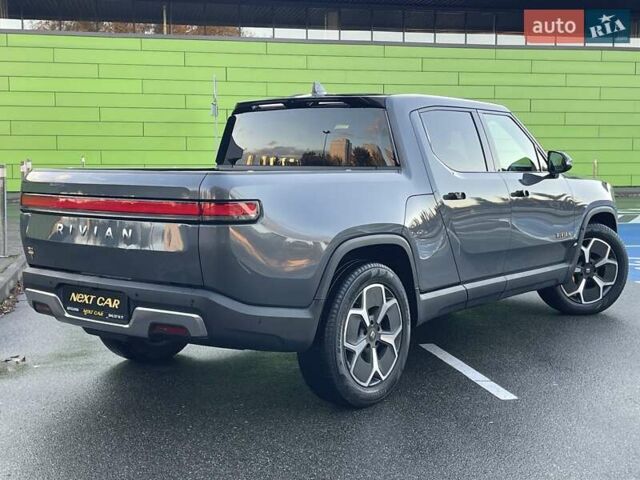 Серый Rivian R1T, объемом двигателя 0 л и пробегом 3 тыс. км за 57800 $, фото 18 на Automoto.ua