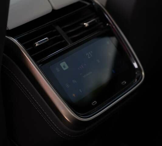 Серый Rivian R1T, объемом двигателя 0 л и пробегом 43 тыс. км за 47500 $, фото 18 на Automoto.ua